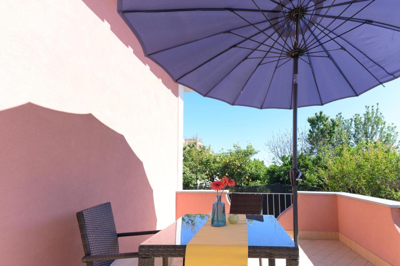 B&B Mediterraneo Procida Buitenkant foto