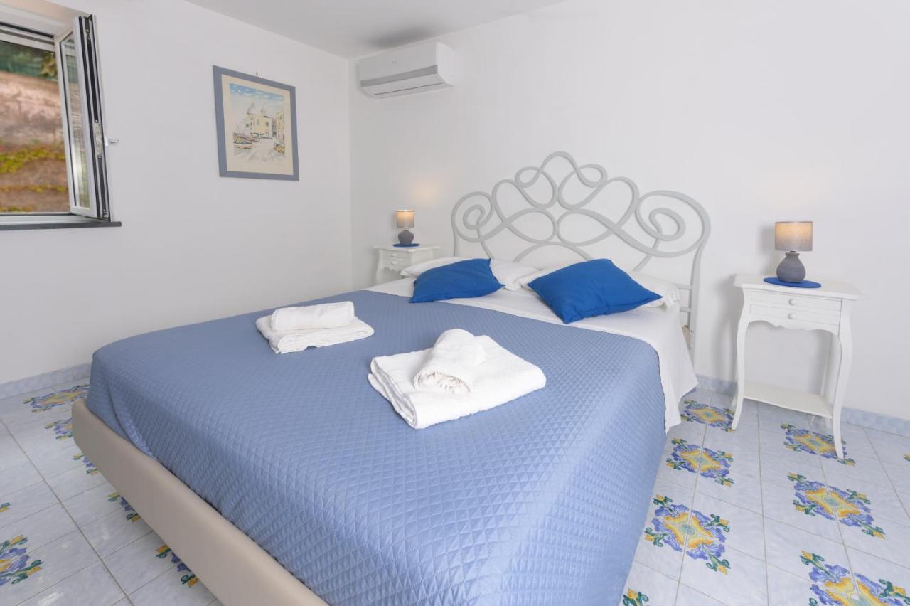 B&B Mediterraneo Procida Buitenkant foto