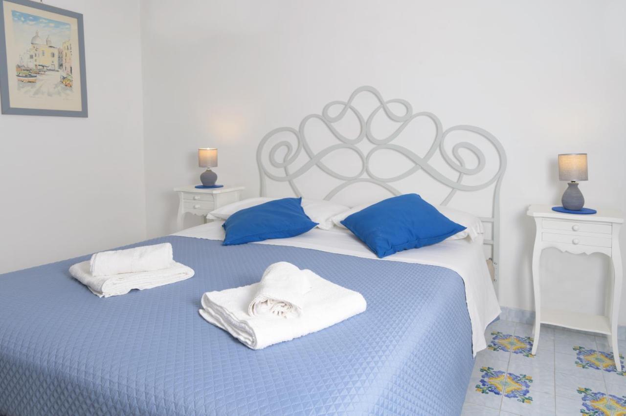 B&B Mediterraneo Procida Buitenkant foto